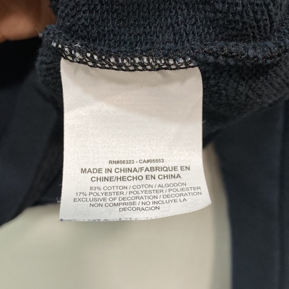 NIKE WOMEN'S RU TECH FLEECE CROPPED CREW
BLACK - Picture 5 of 10